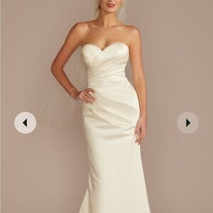 Elegant Cream Strapless Dress